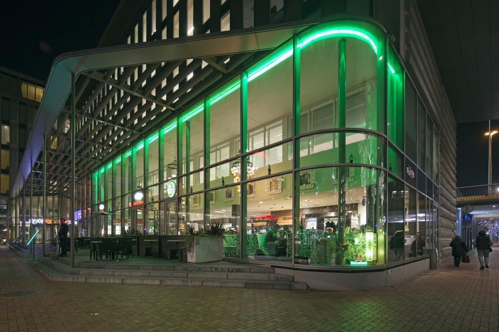 Easyhotel Amsterdam Arena Boulevard Bagian luar foto